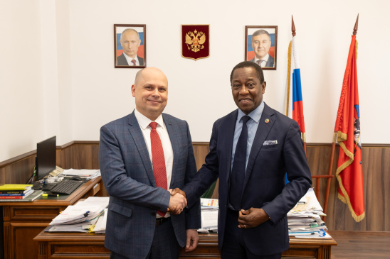 Посол российского образования и науки посетил РОСБИОТЕХ