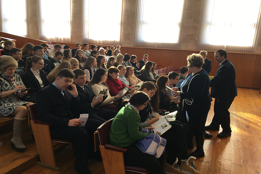 Приемная комиссия МГУПП на встрече с учащимися школ Ступинского района