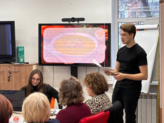 Студенты РОСБИОТЕХа провели дегустацию для москвичей серебряного возраста